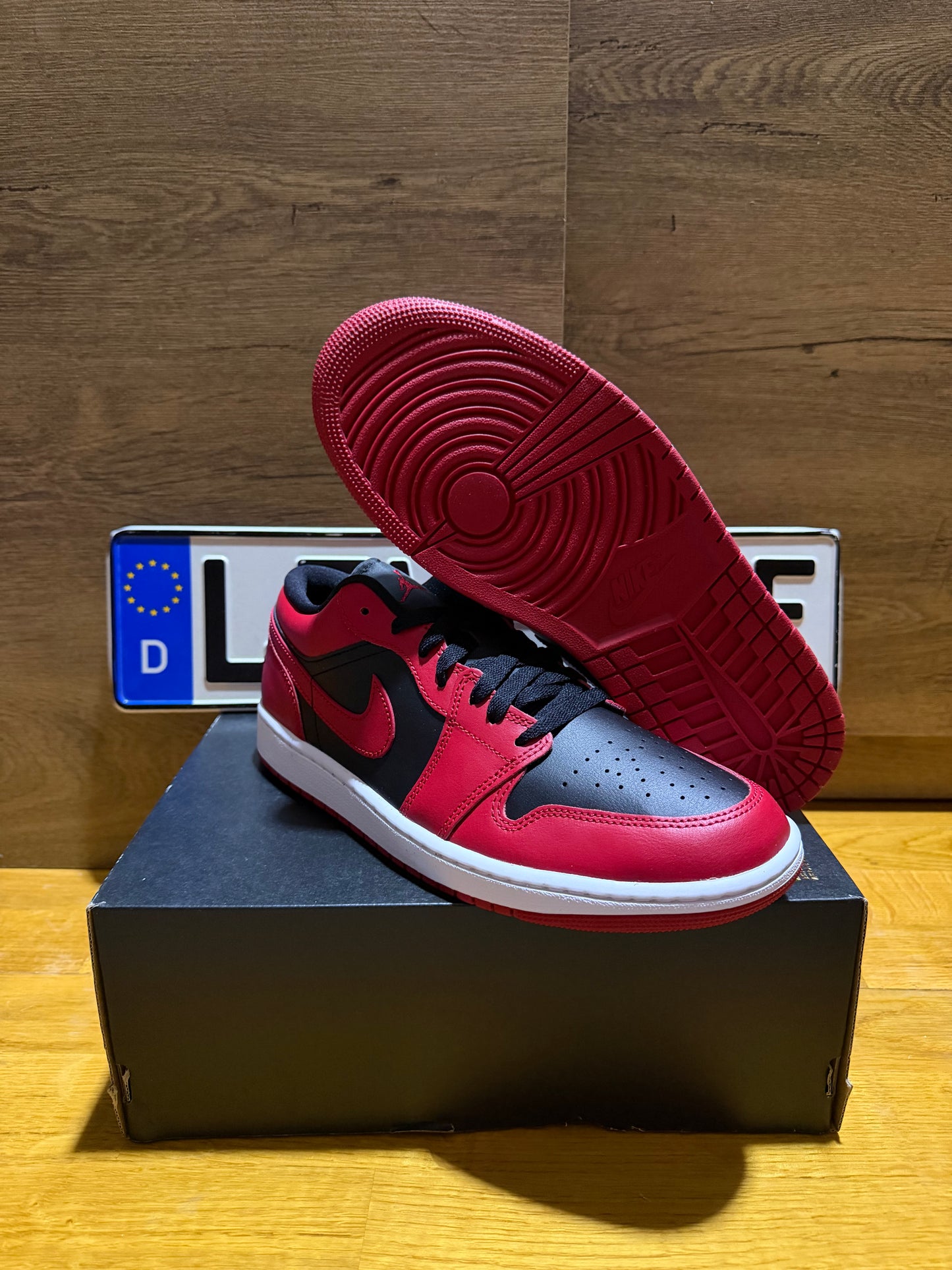 Jordan 1 Low "Reverse Bred"