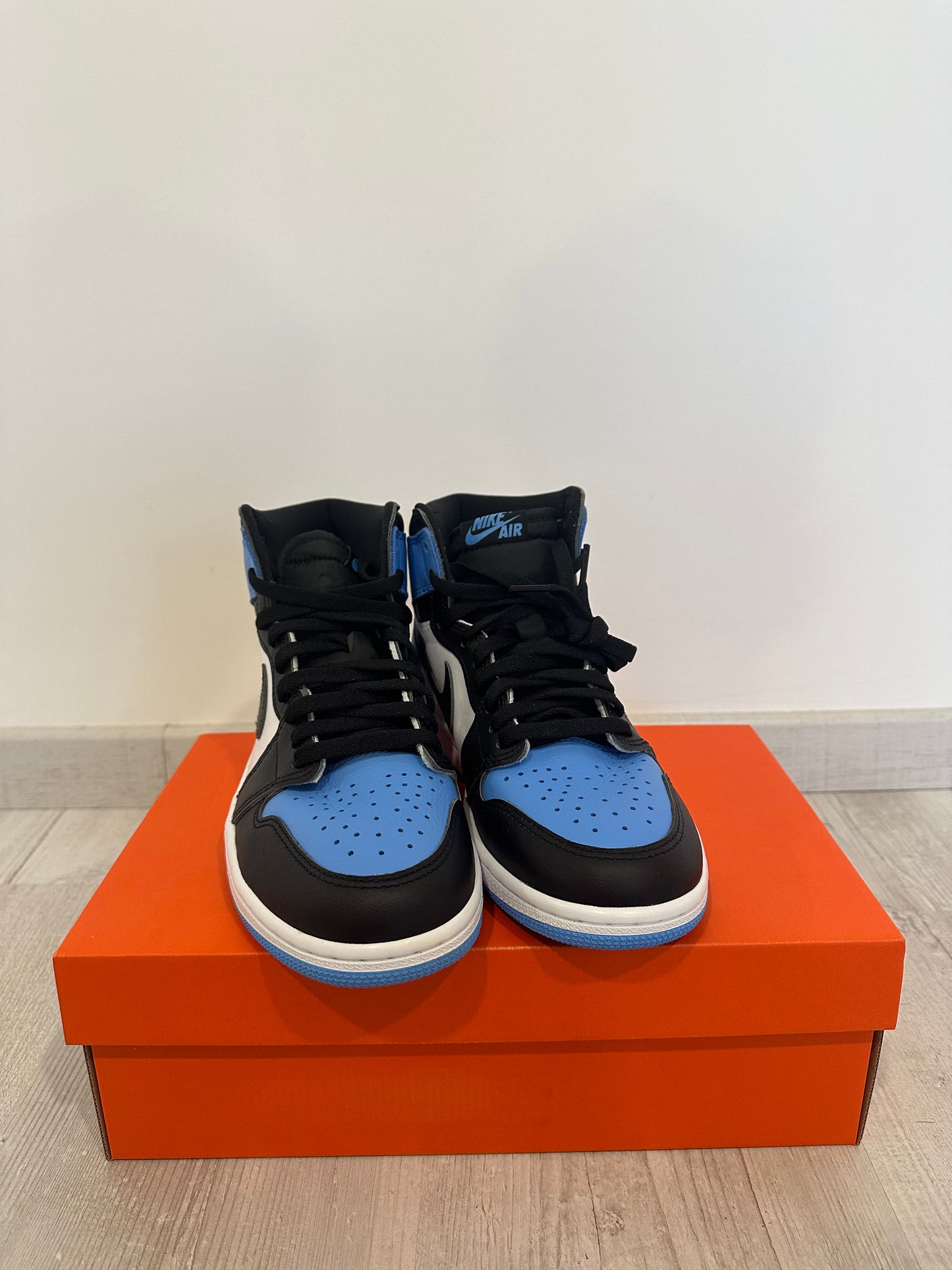 Jordan 1 High "UNC Toe"