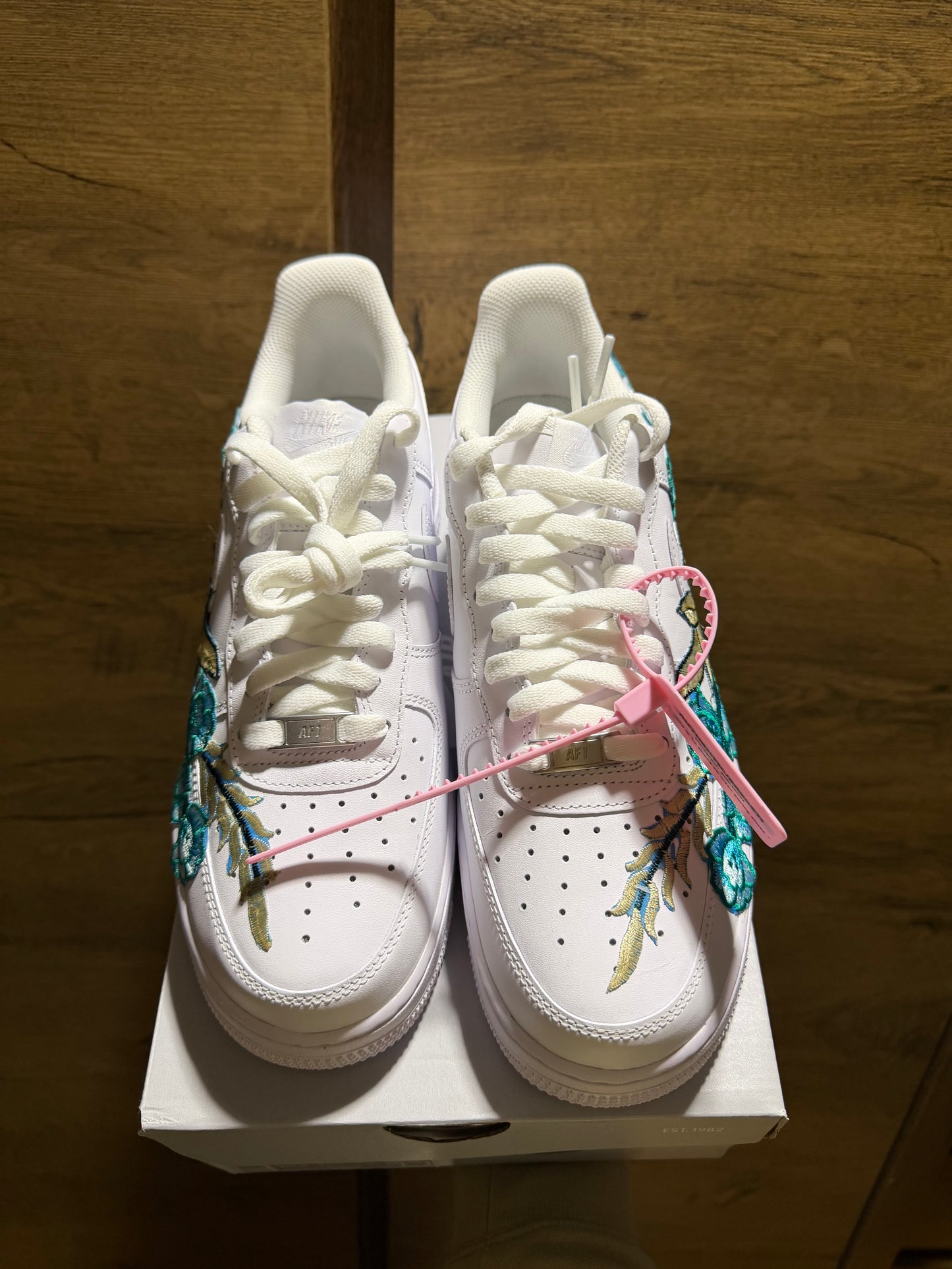 Nike Air Force 1 White "ROSE CYAN” Felül