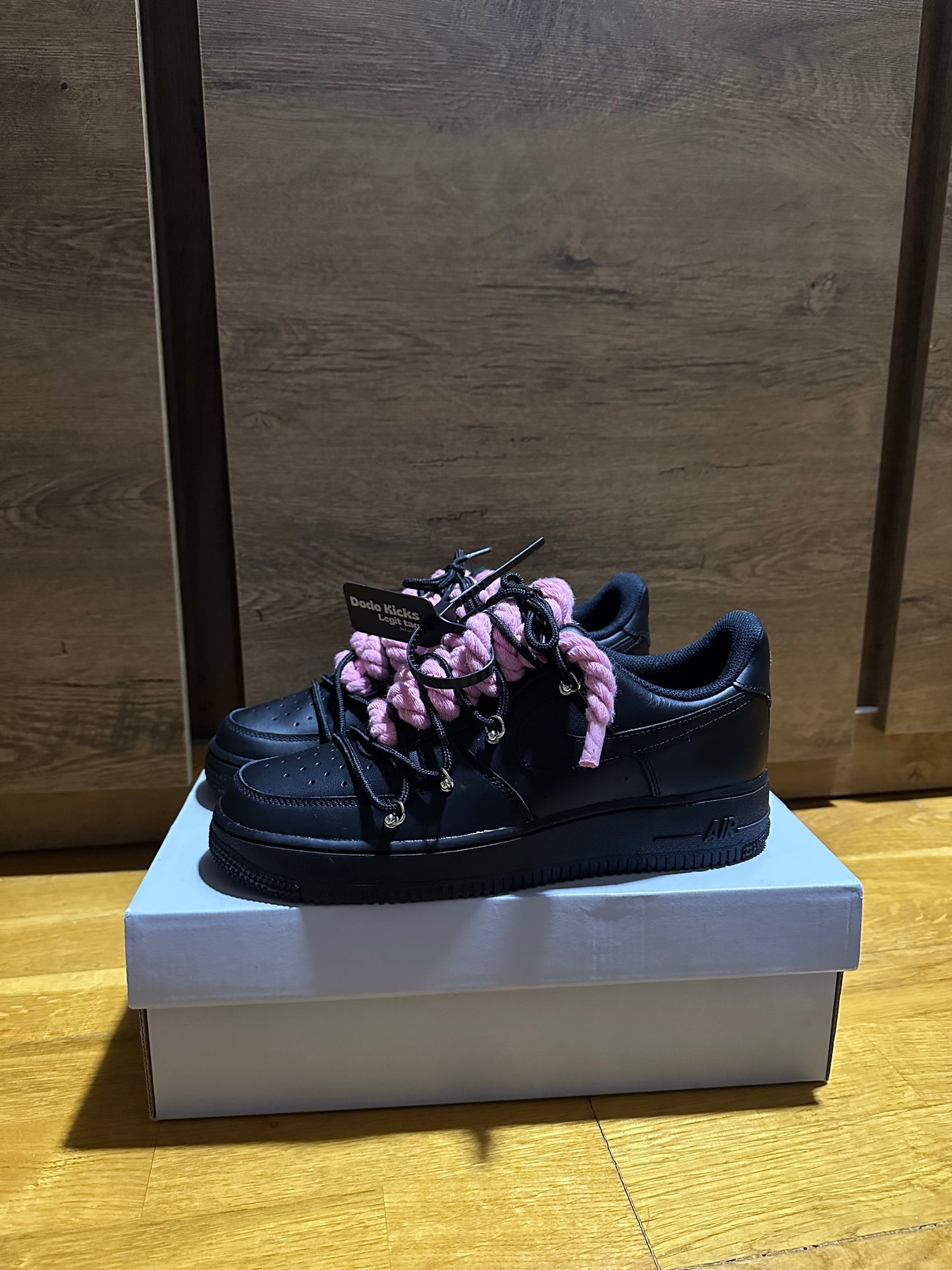 Nike Black Rope Lace "Extra Pink" black