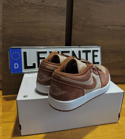Jordan 1 Low “Legend Medium Brown”