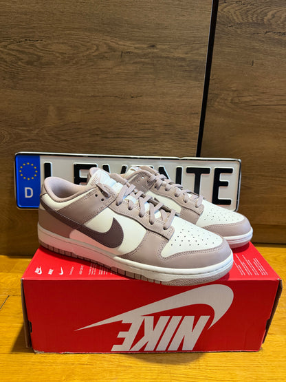 Nike Dunk “Diffused Taupe”