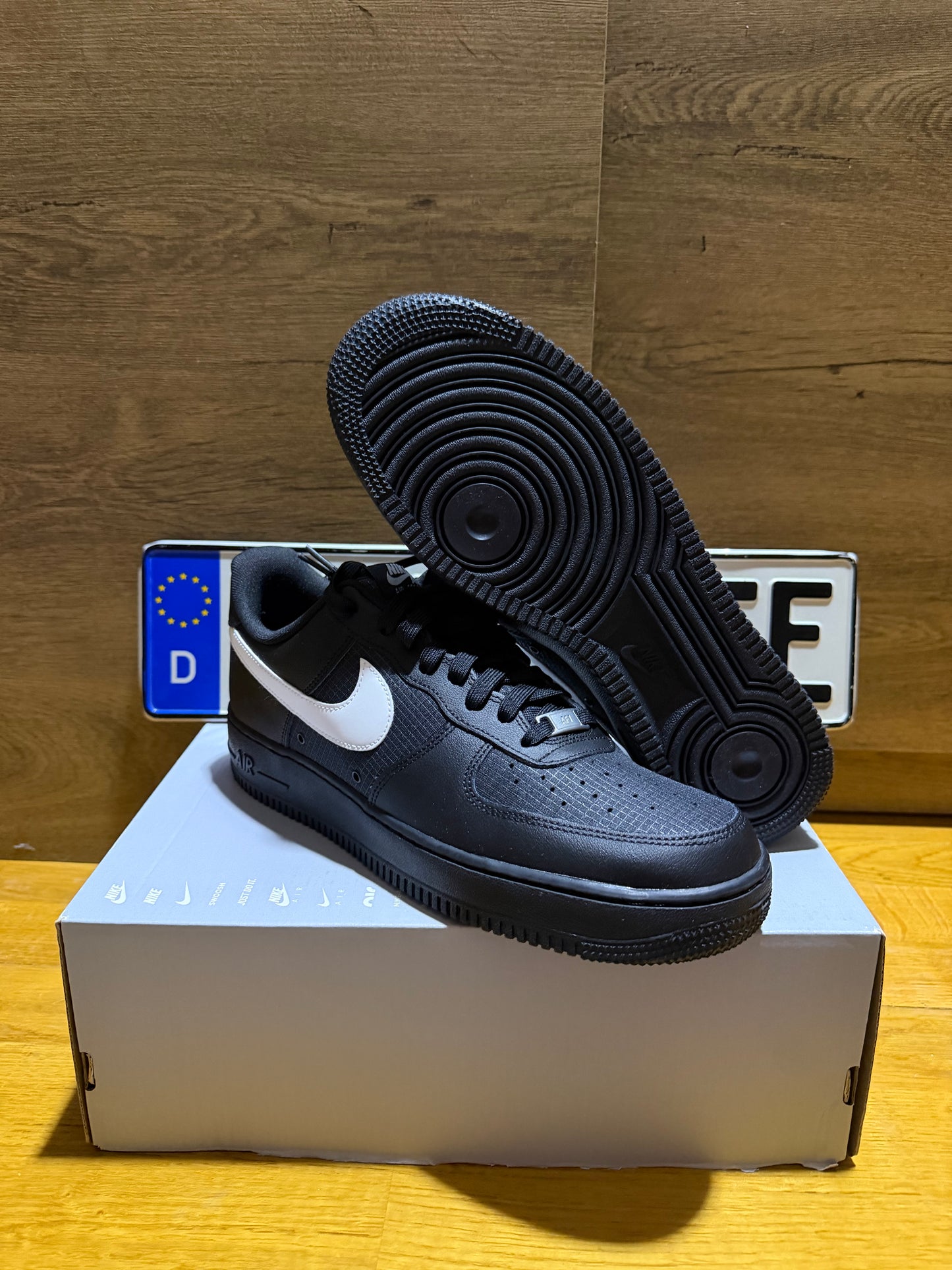 Nike Air Force 1 "Tech Black and White”