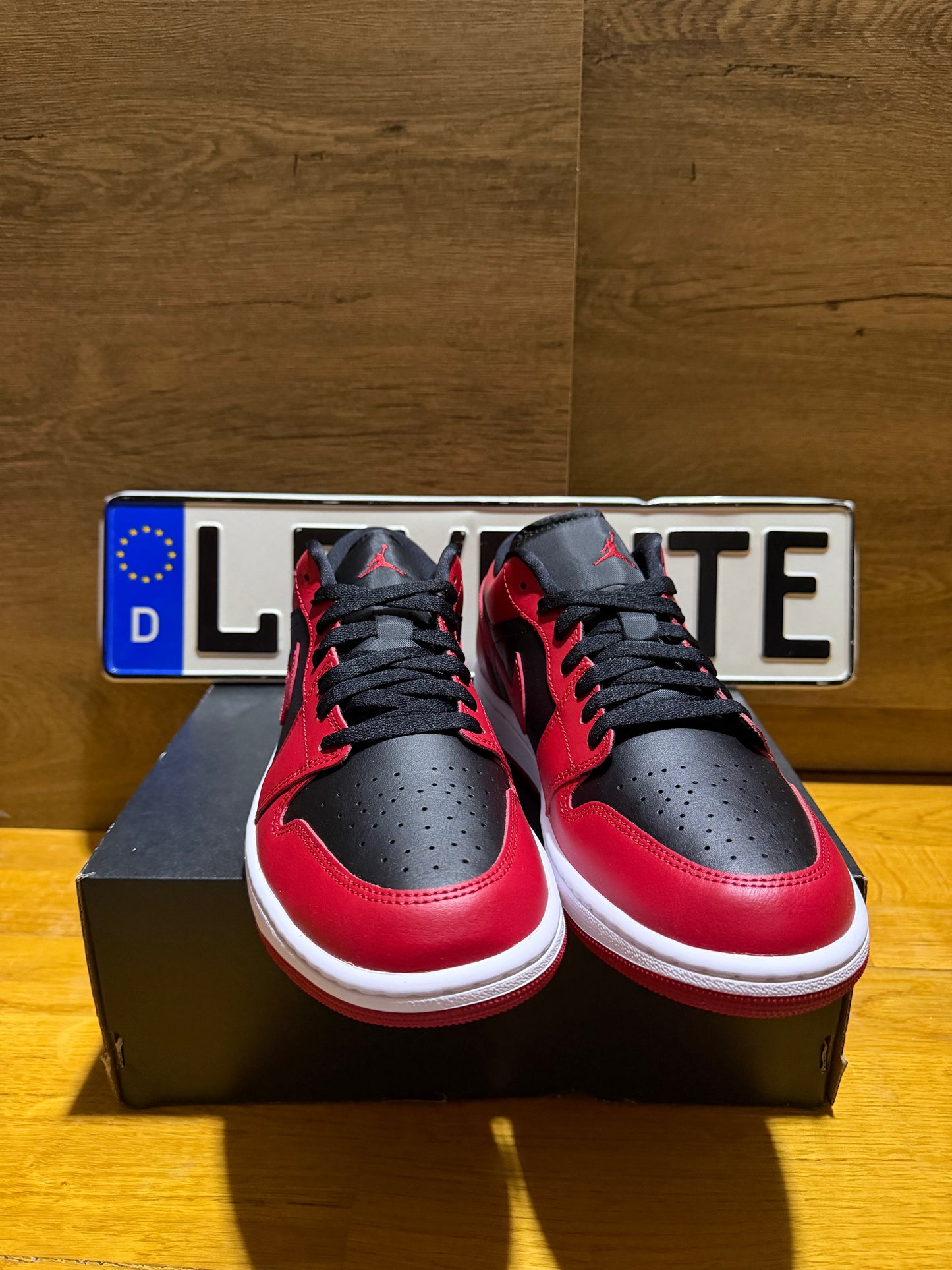 Jordan 1 Low "Reverse Bred"