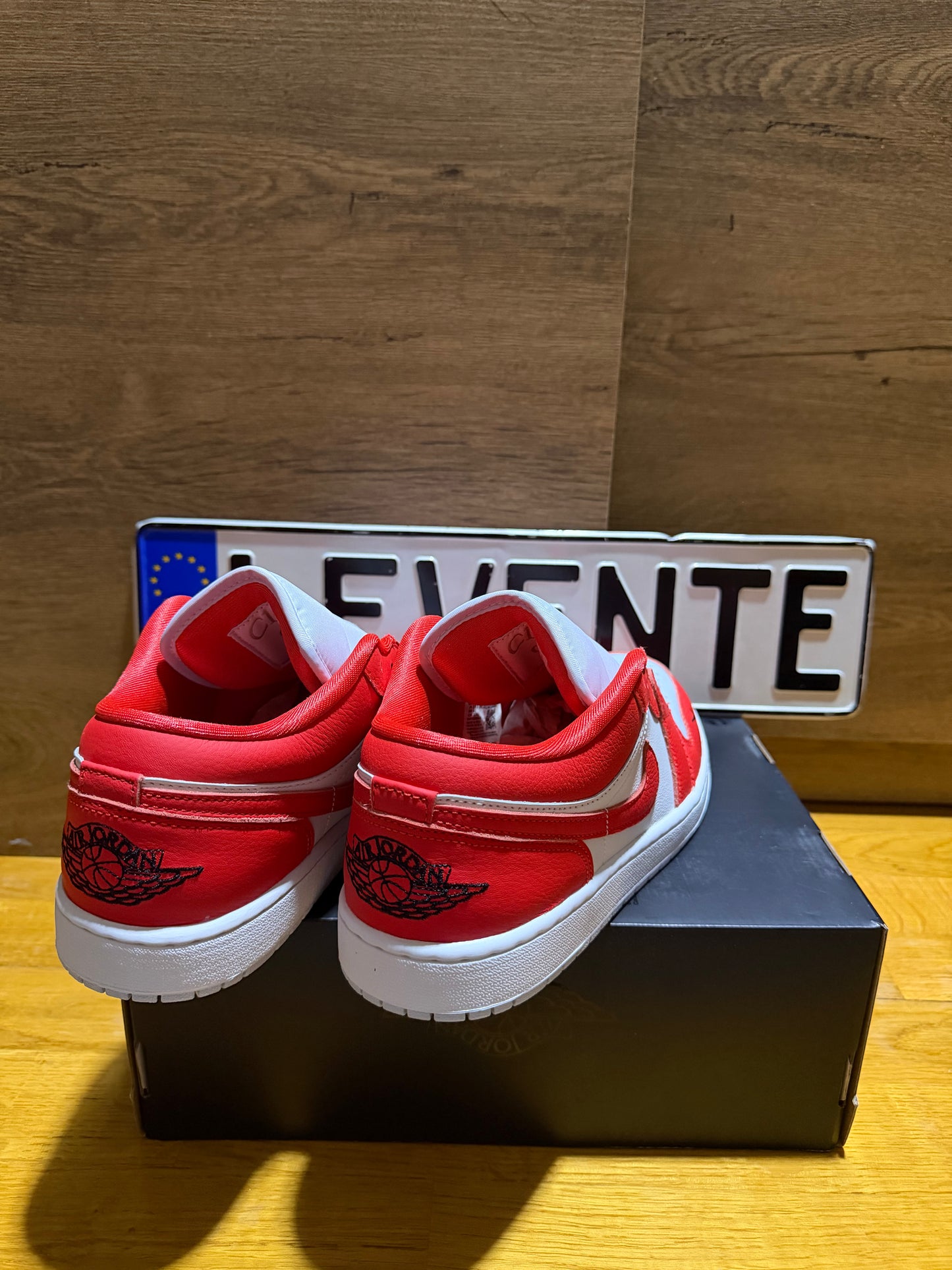 Jordan 1 Low "Chile Red"