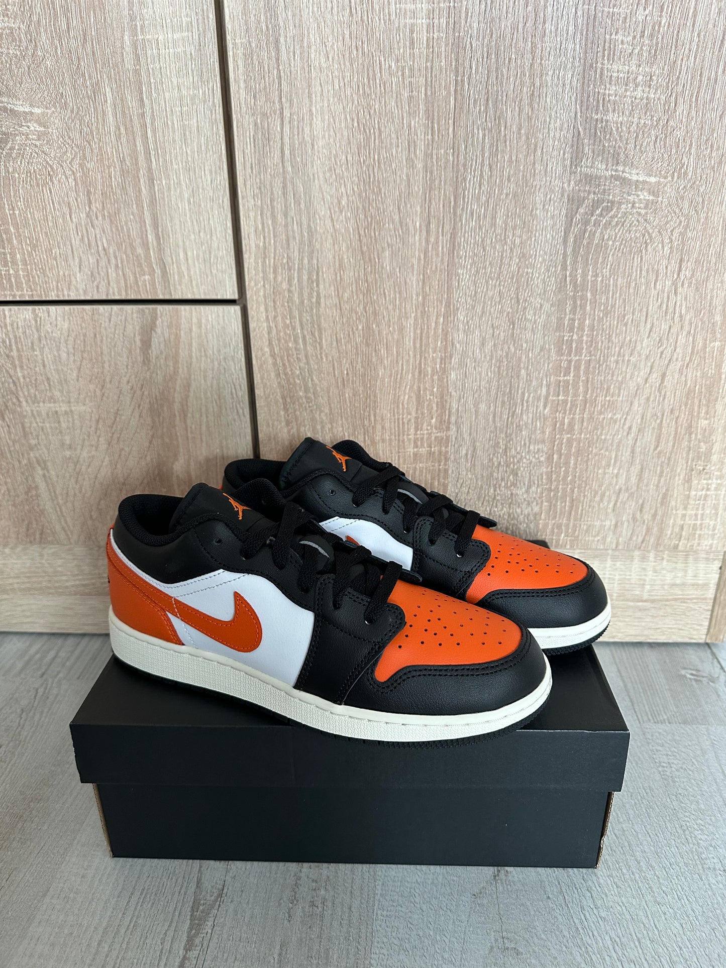 Jordan 1 Low "Shattered Backboard”