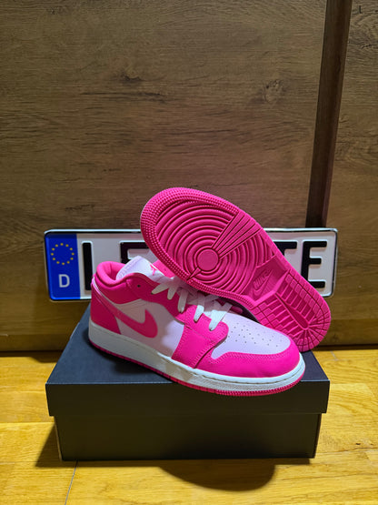 Jordan 1 Low "Fierce Pink”