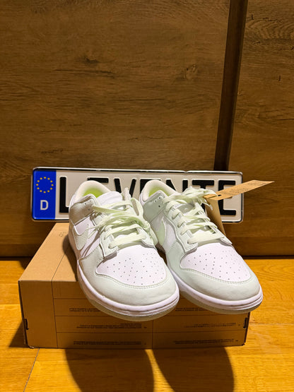 Nike Dunk “White Mint”