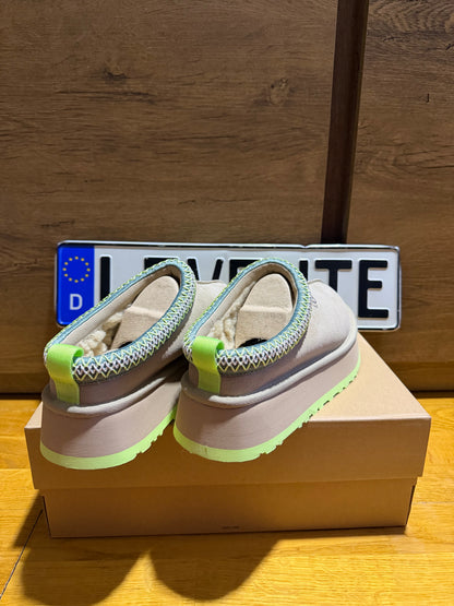 UGG Tazz “Mustard Seed / Vibrant Green”