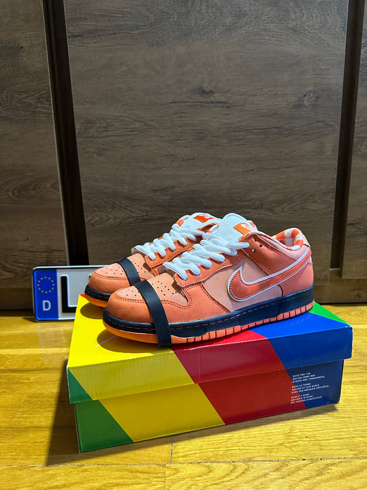 Nike SB Dunk Low "Orange Lobster"