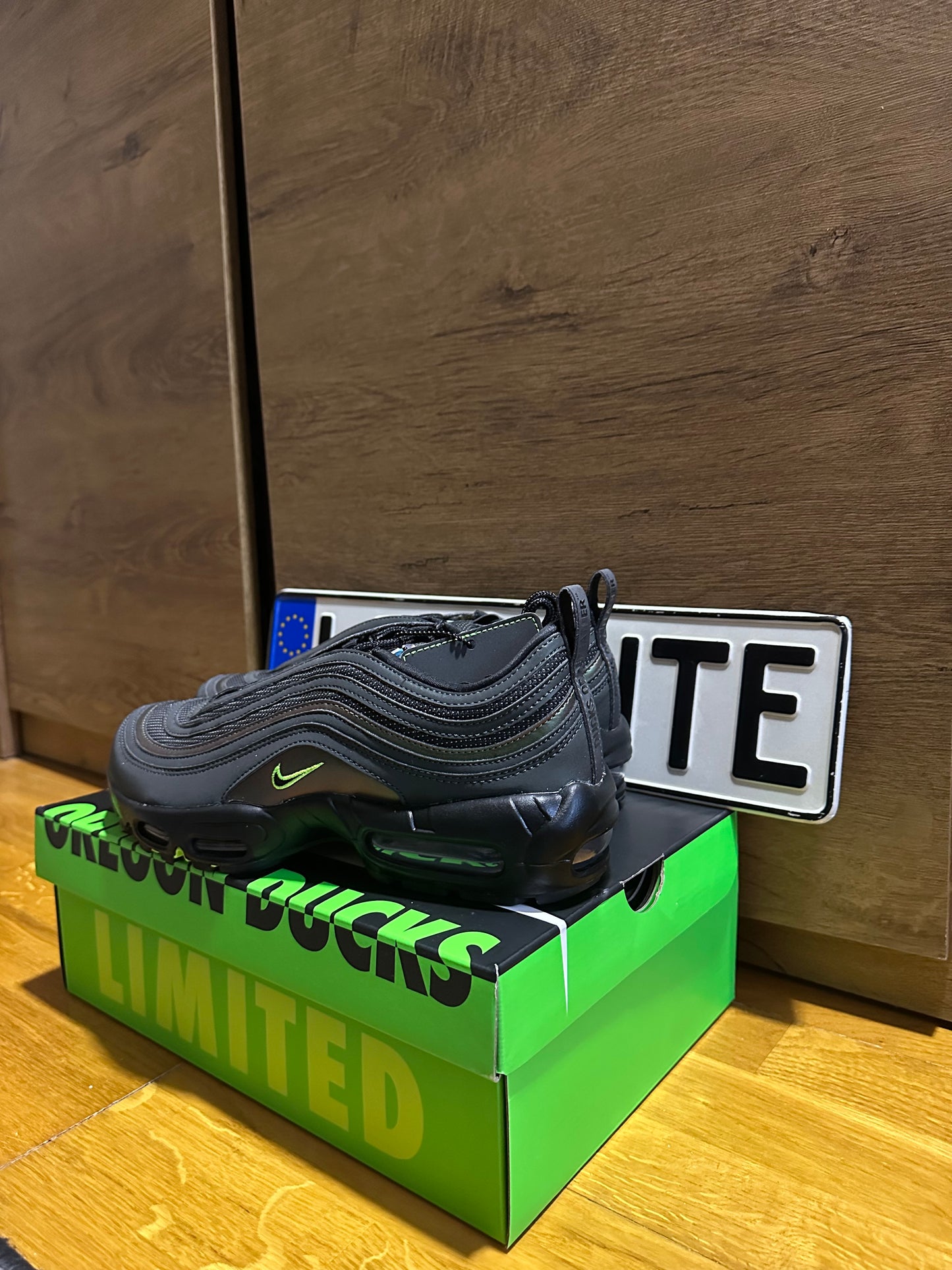 AIR MAX 95/97 'UNIVERSITY OF OREGON - THUNDER' PE