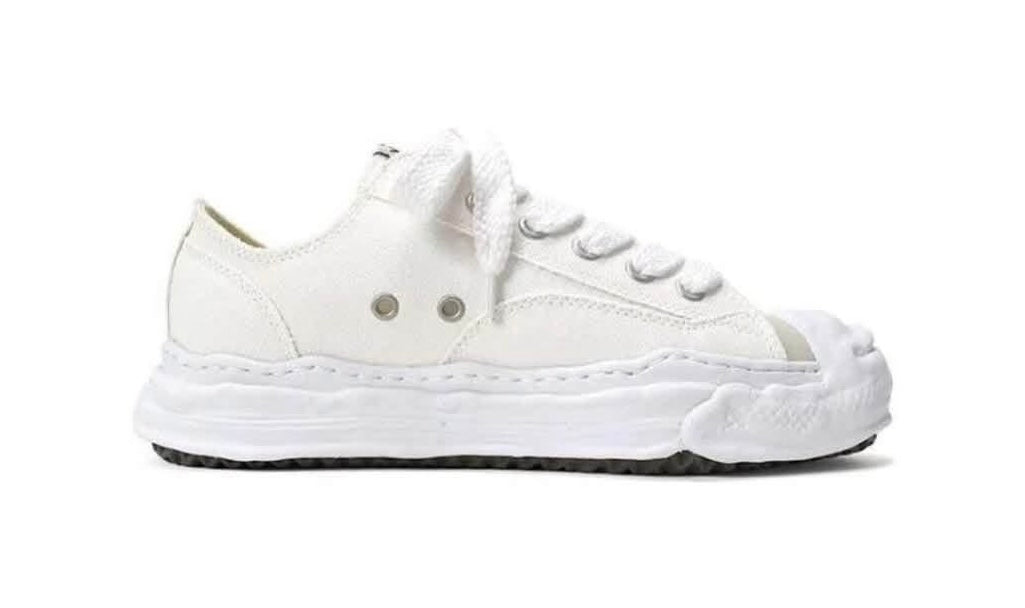 Maison Mihara Yasuhiro Hank "White"
