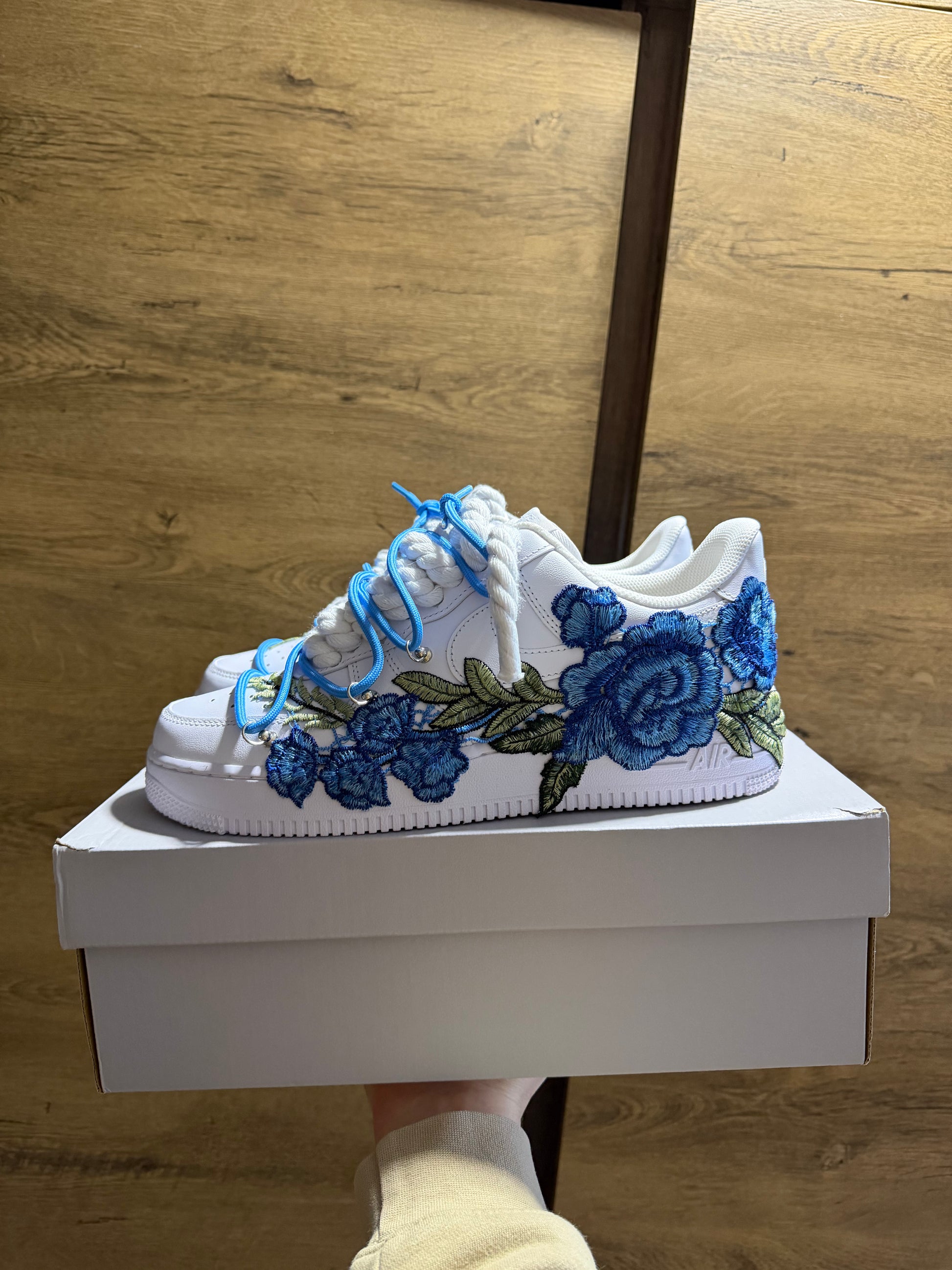 Nike Air Force 1 White "ROSE BLUE ROPELACE DOUBLE LACE” oldal  nézet
