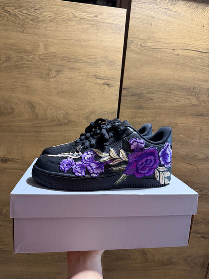 Nike Air Force 1 White "ROSE PURPLE” oldal nézet