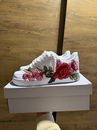 Nike Air Force 1 White "ROSE ROPELACE” oldal nézet