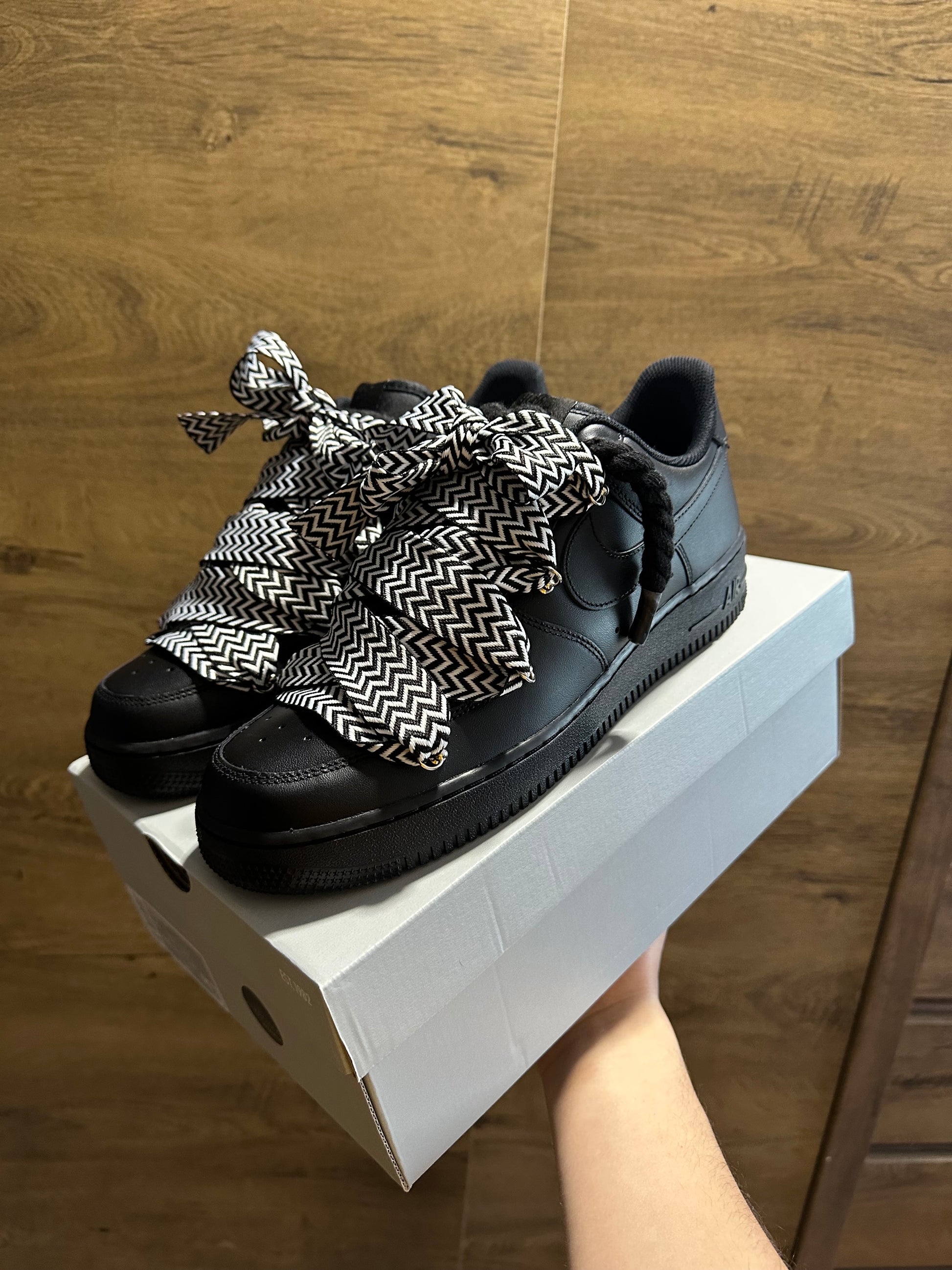 Nike Black Rope Lace "LANVIN " bw fent nézet