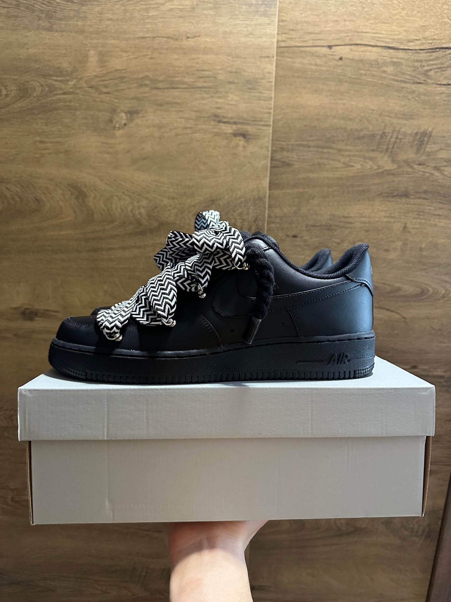 Nike Black Rope Lace "LANVIN " bw oldal nézet