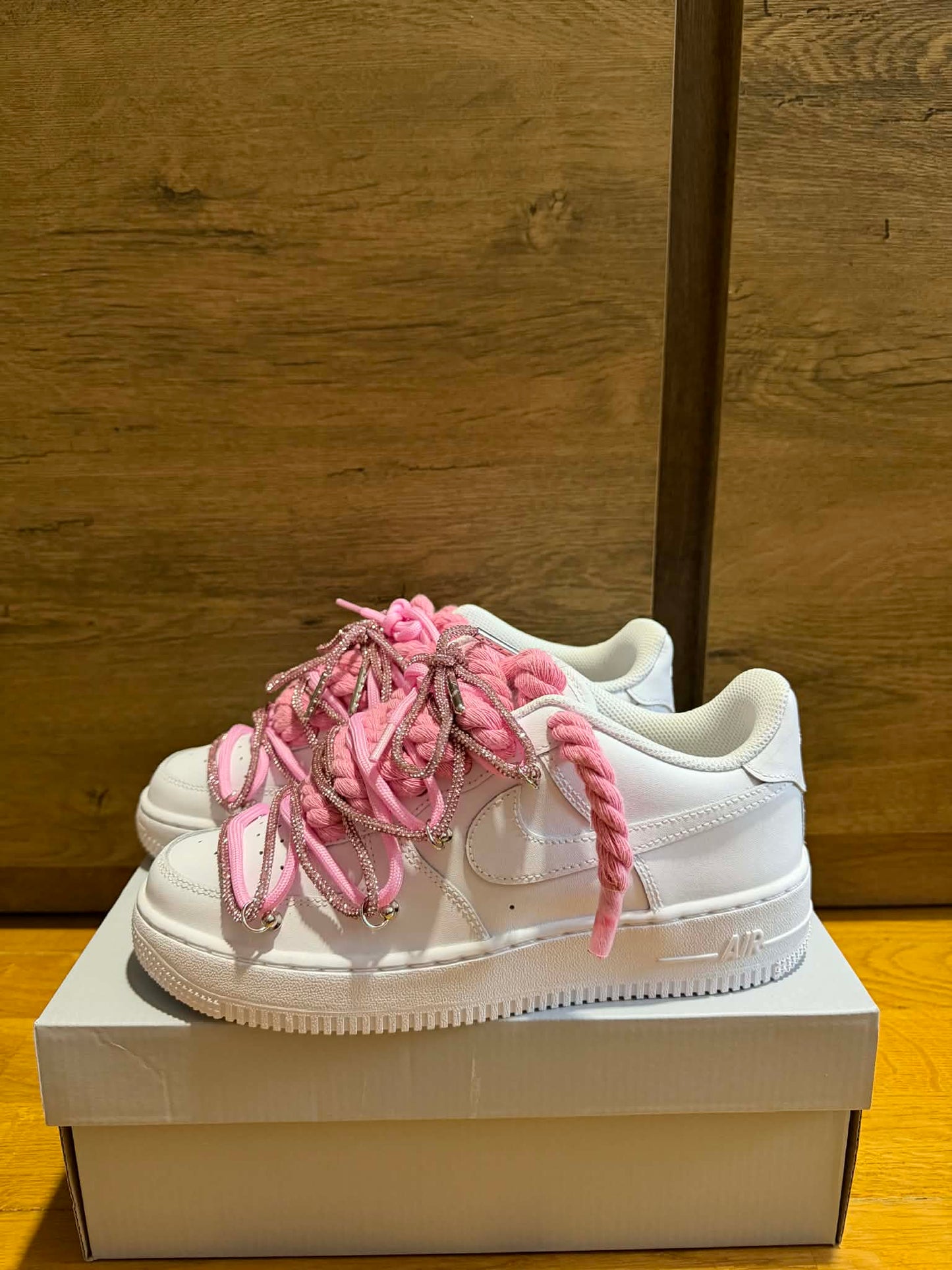 Nike Rope Lace "Extra Double Pink" oldal nézet
