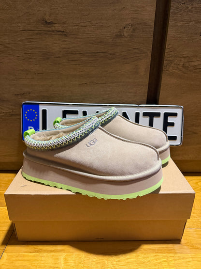 ugg tazz szembe